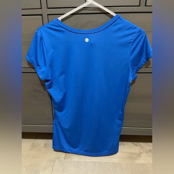 active wear t-shirt - Picture 2 of 3